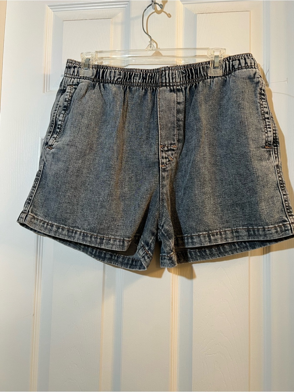 🦋 NWT Zara Women's relaxed jogger Black Denim Jean Shorts size large